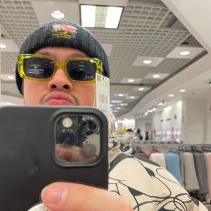 Meet your Posher, Alexander